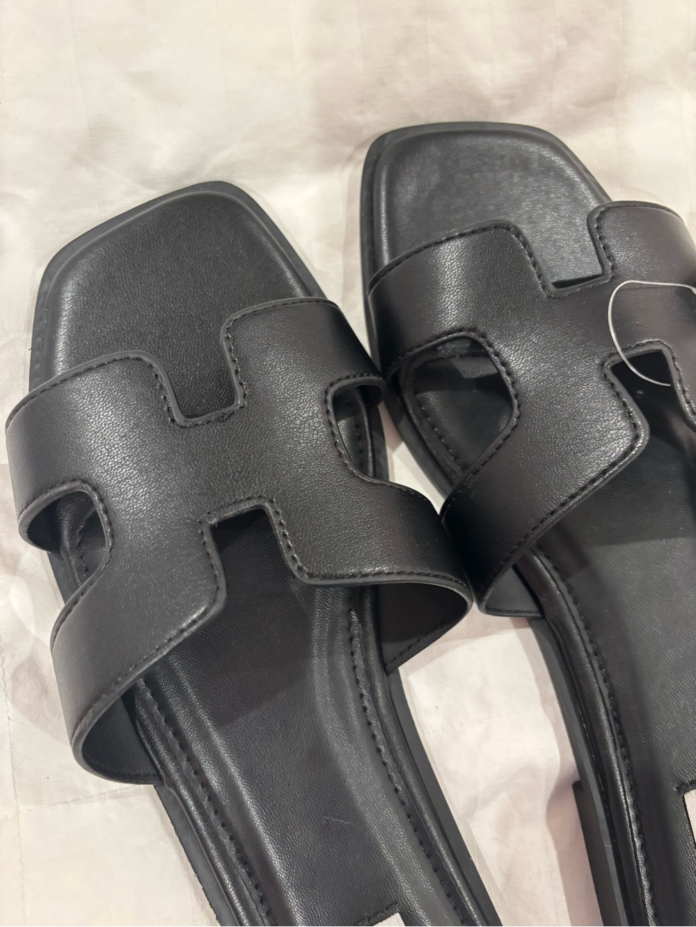 Steve Madden Classic Black Slide Sandals NWT